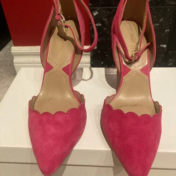Adrienne Vittadini Fuchsia Pink Suede Shoe with Ankle Strap - Picture 3 of 5